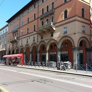 vigarani-bologna.emilia-romagnahotels.net/